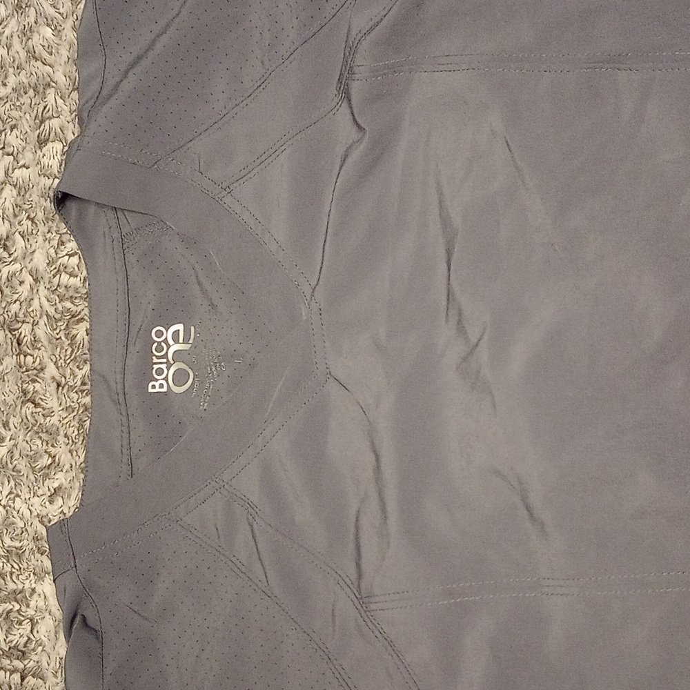 Barco One scrubs